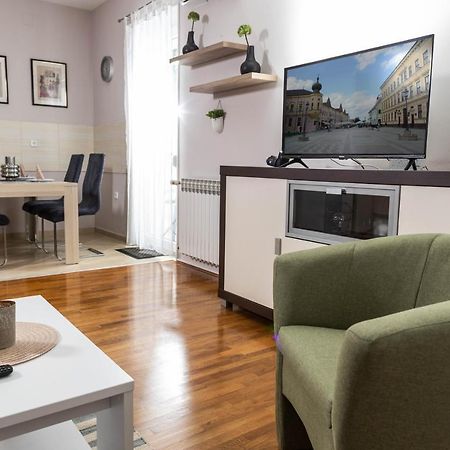 Apartman Gundulic Vinkovci Dış mekan fotoğraf