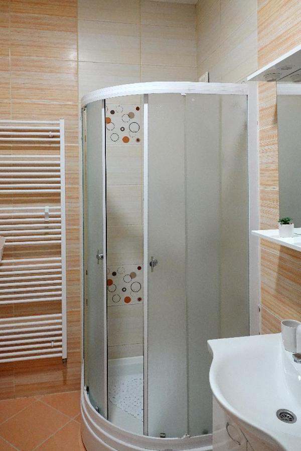 Apartman Gundulic Vinkovci Dış mekan fotoğraf
