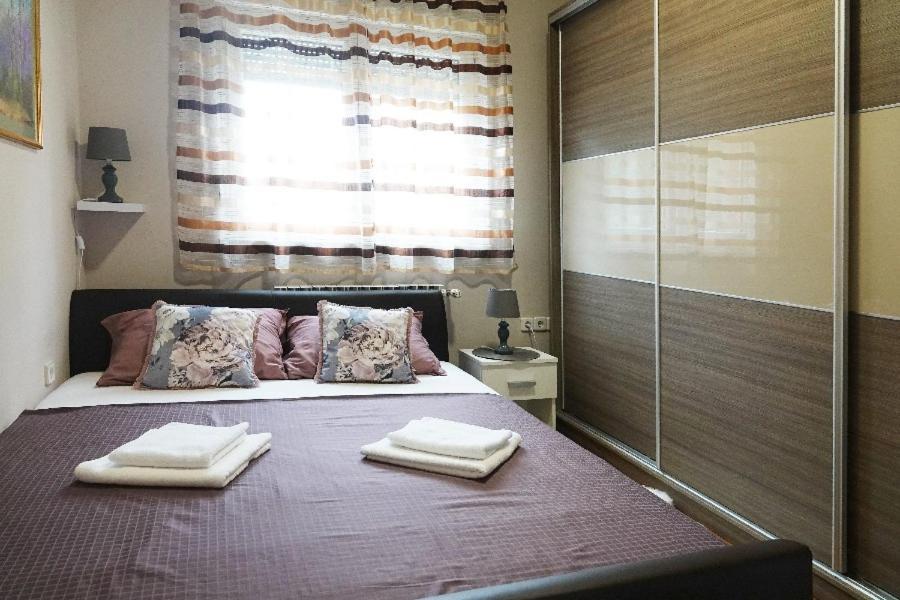 Apartman Gundulic Vinkovci Dış mekan fotoğraf