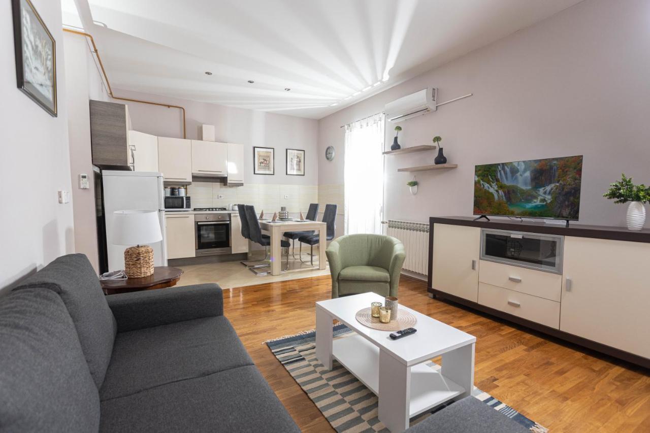 Apartman Gundulic Vinkovci Dış mekan fotoğraf