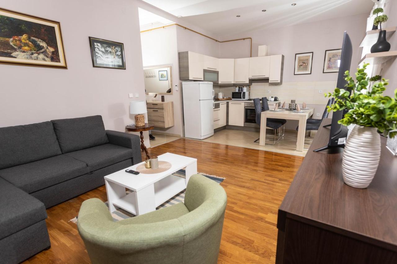 Apartman Gundulic Vinkovci Dış mekan fotoğraf