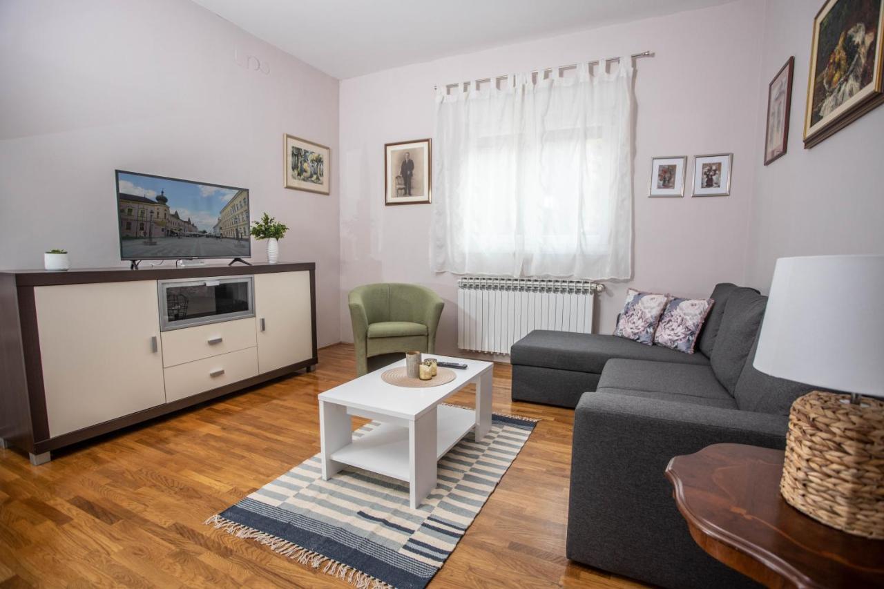 Apartman Gundulic Vinkovci Dış mekan fotoğraf