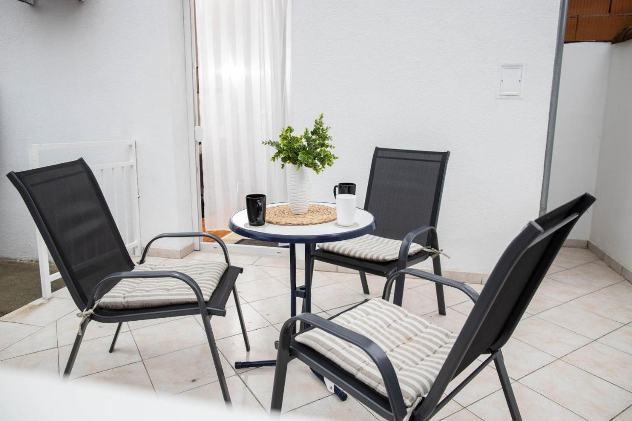 Apartman Gundulic Vinkovci Dış mekan fotoğraf